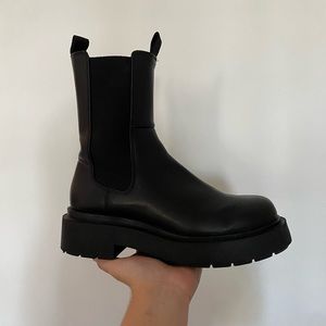 Black H&M boots